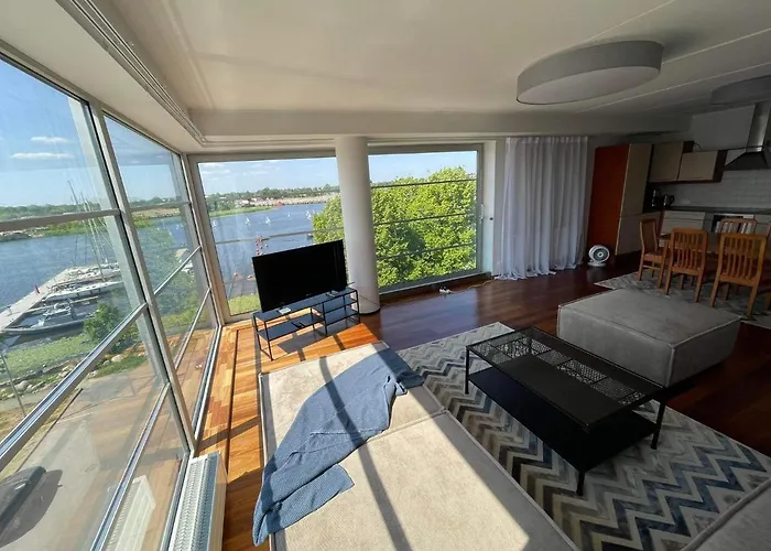 Ringi 37 Riverview 公寓 *